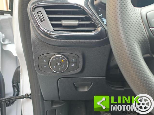 FORD Fiesta 1.0 EcoBoost 125 CV Hybrid ST-Line