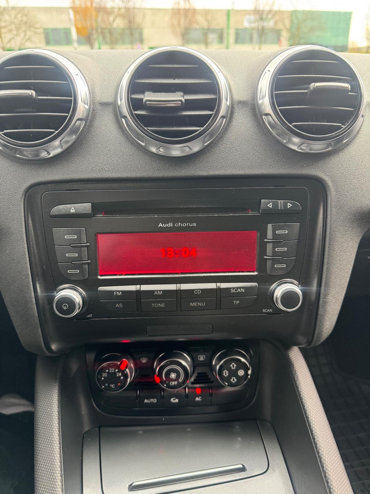 Audi TT Coupé 1.8 TFSI Black