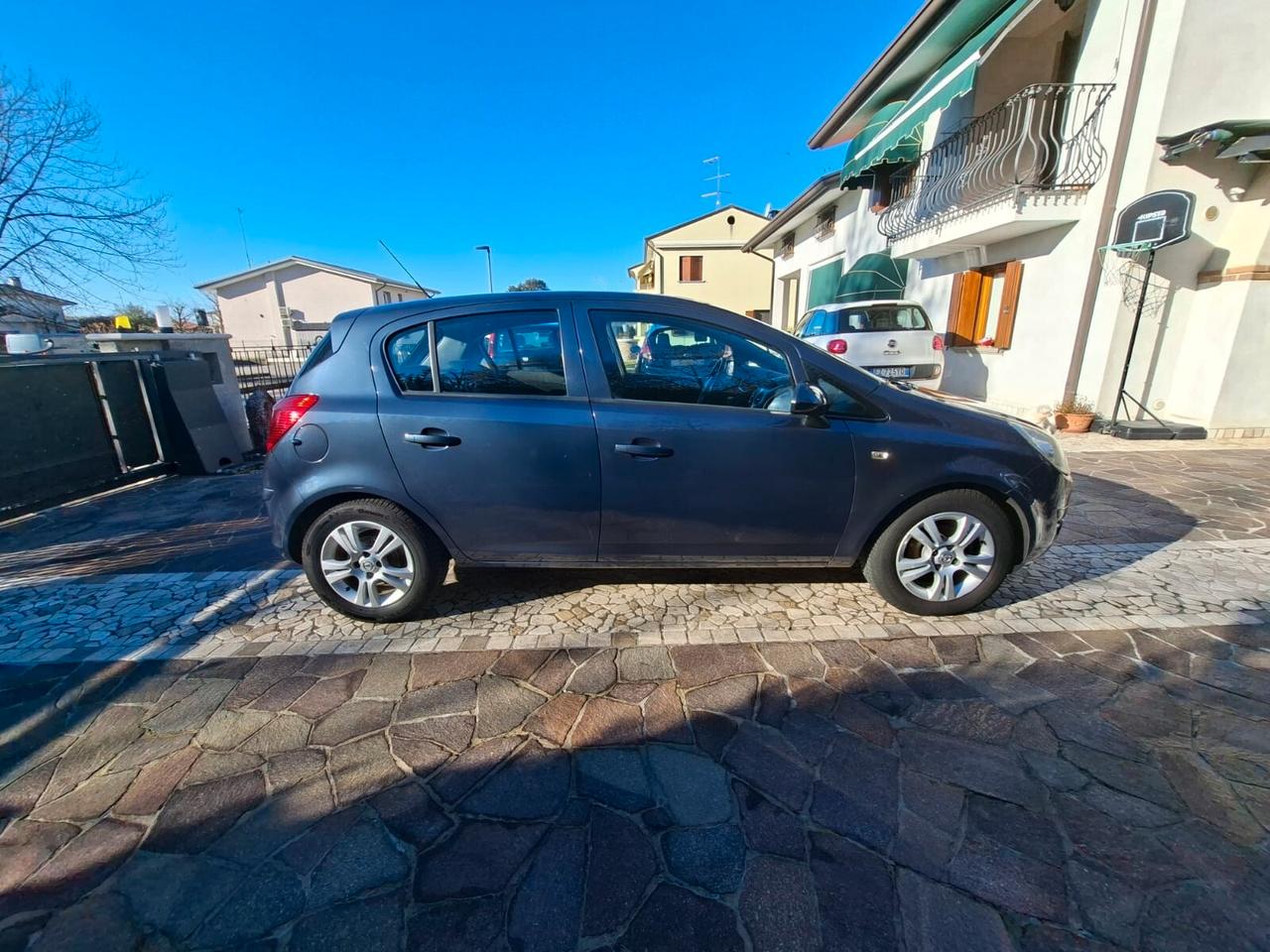 Opel Corsa 1.2 5 porte Edition