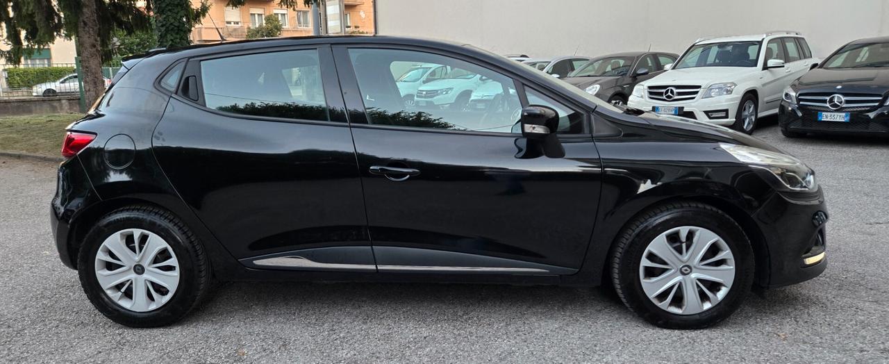 Renault Clio dCi 8V 90 CV 5 porte Moschino Life