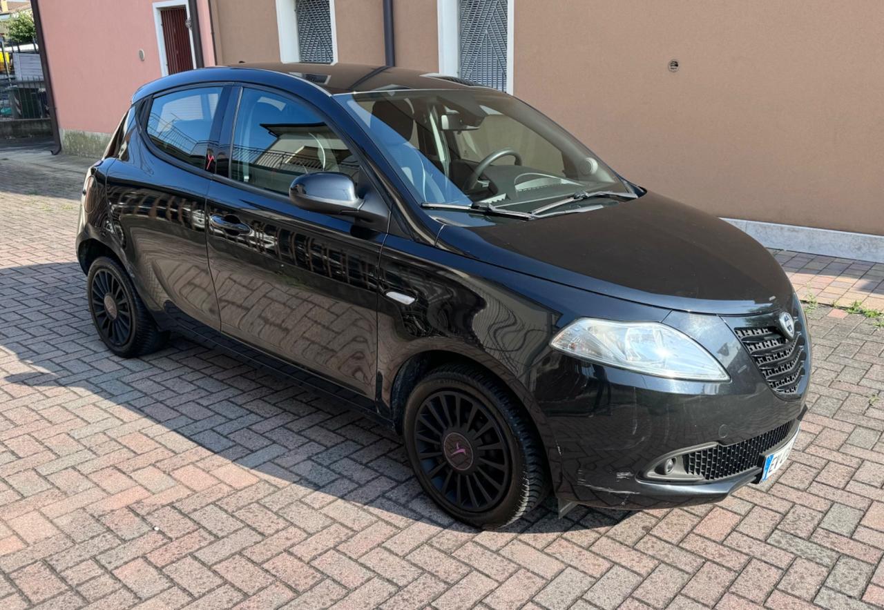 Lancia Ypsilon 1.2 a GPL Scadenza 2034 Ok Neopatentati