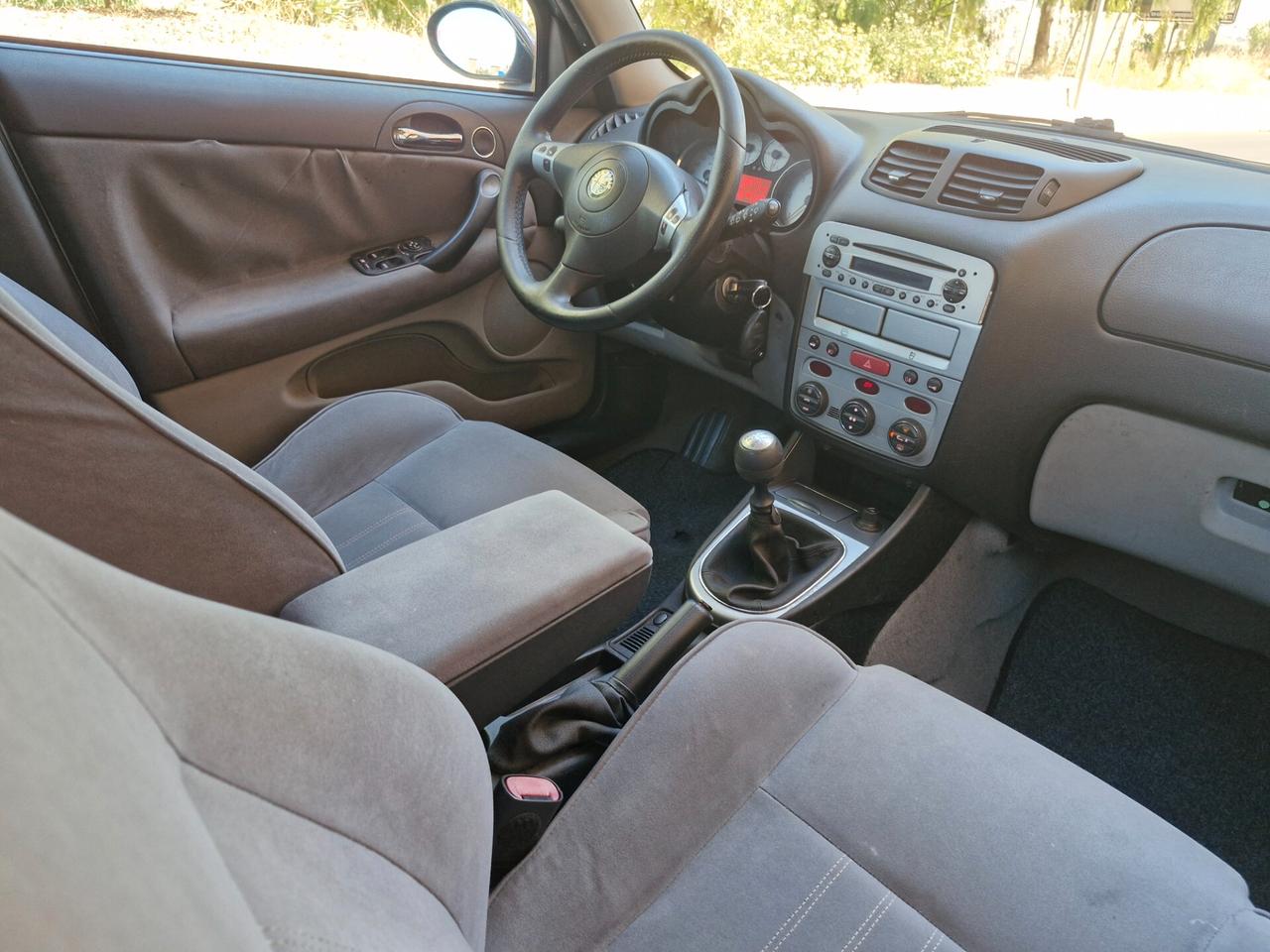 Alfa Romeo 147 1.9 JTD M-JET 16V 5 porte Dist.
