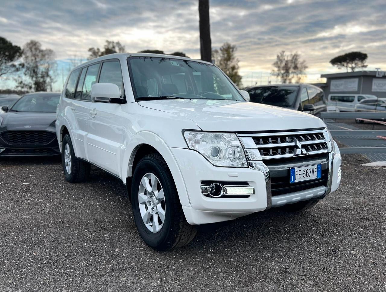 Mitsubishi Pajero 3.2 DI-D 16V aut. 5p. Intense DPF