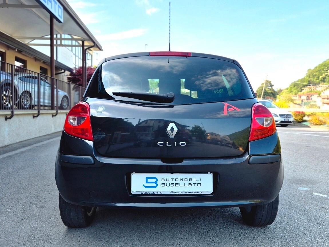 Renault Clio Storia 1.2 5 porte Confort