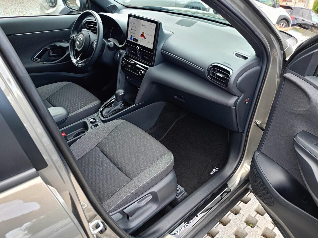 Toyota Yaris 1.5 Hybrid 5 porte 4x4
