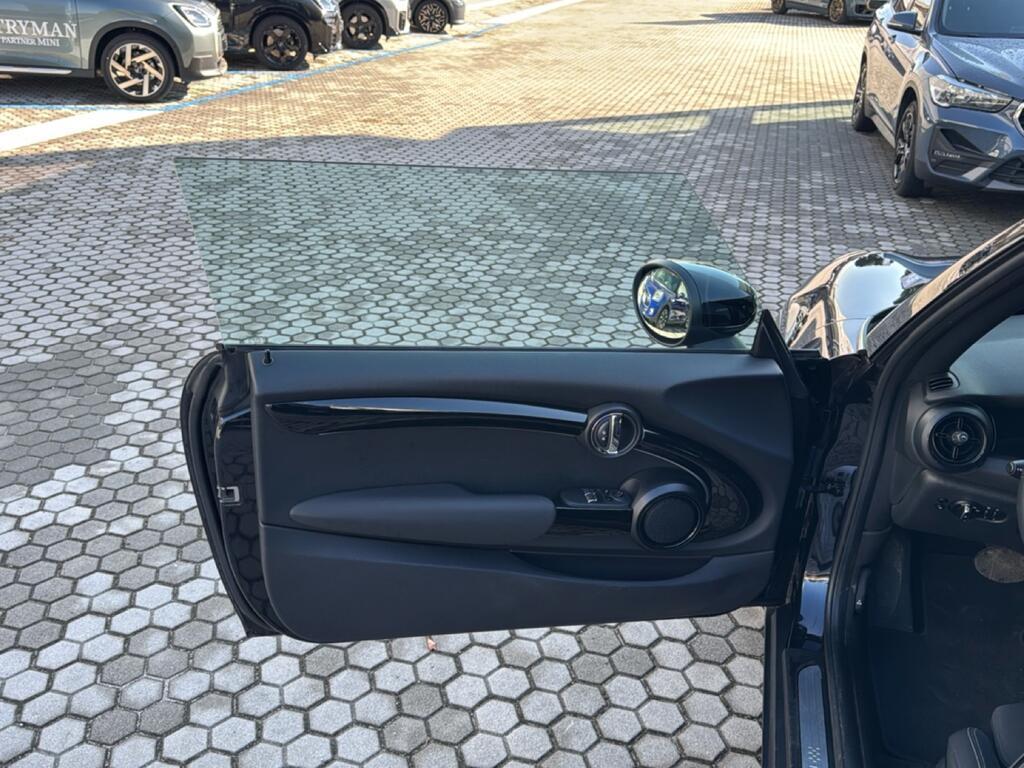 Mini Cooper SE 3p Yours auto