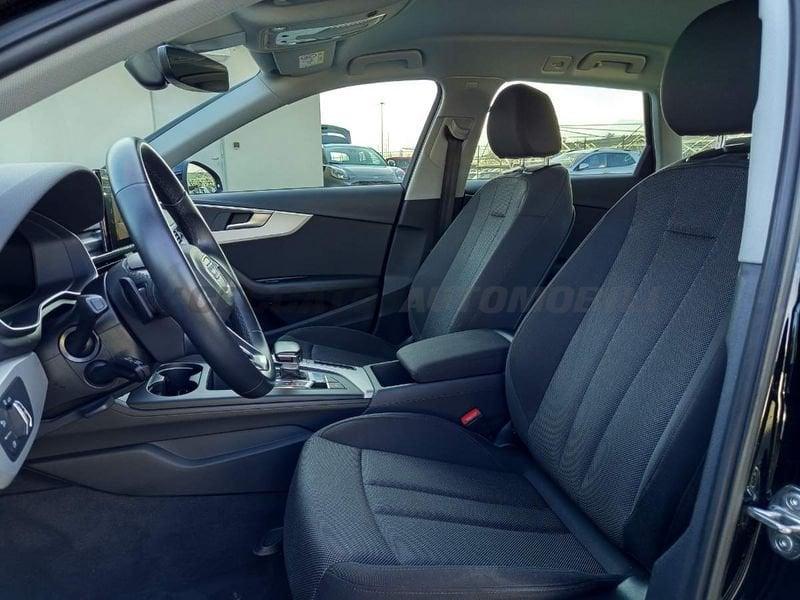 Audi A4 A4 Avant 30 2.0 tdi mhev Business Advanced 136cv s-tronic