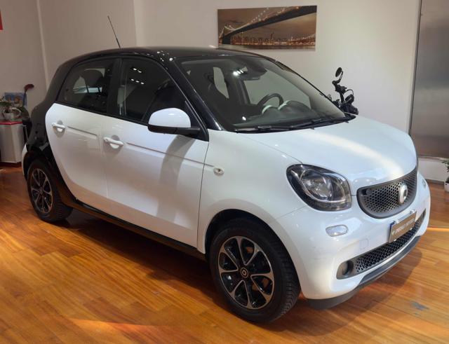 SMART ForFour 1.0 70CV twinamic Youngster