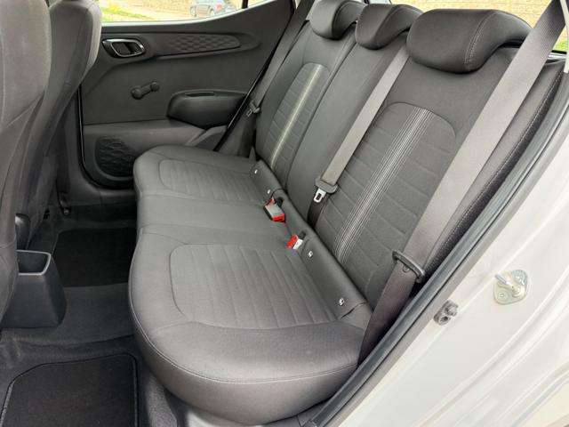 HYUNDAI i10 1.0 MPI AUTOMATICA CONNECTLINE+VIRTUAL+NAVI+PDC