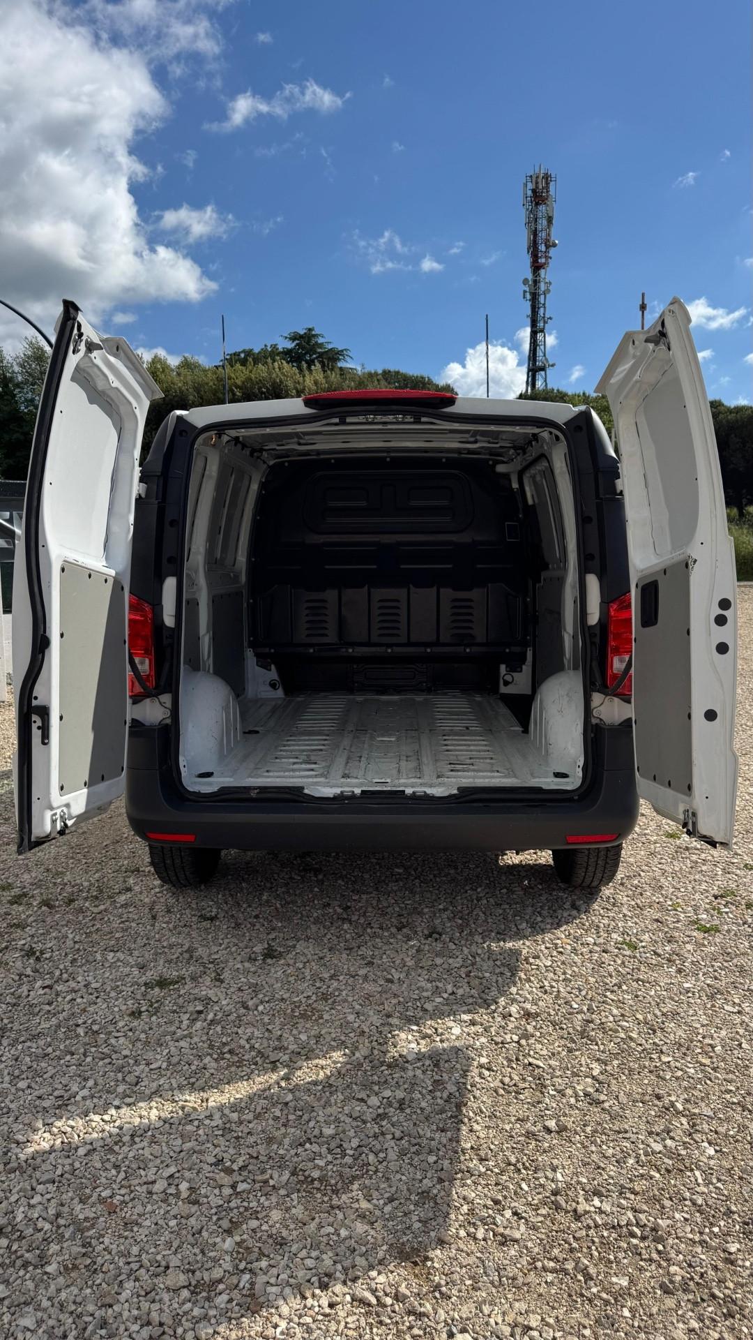 Mercedes-benz V 220 d Sport Long