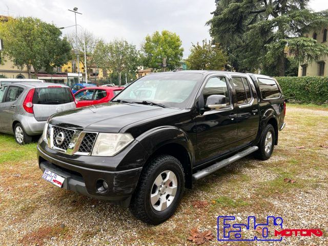 NISSAN Navara 2.5 dCi 4 porte Double Cab autocarro + IVA