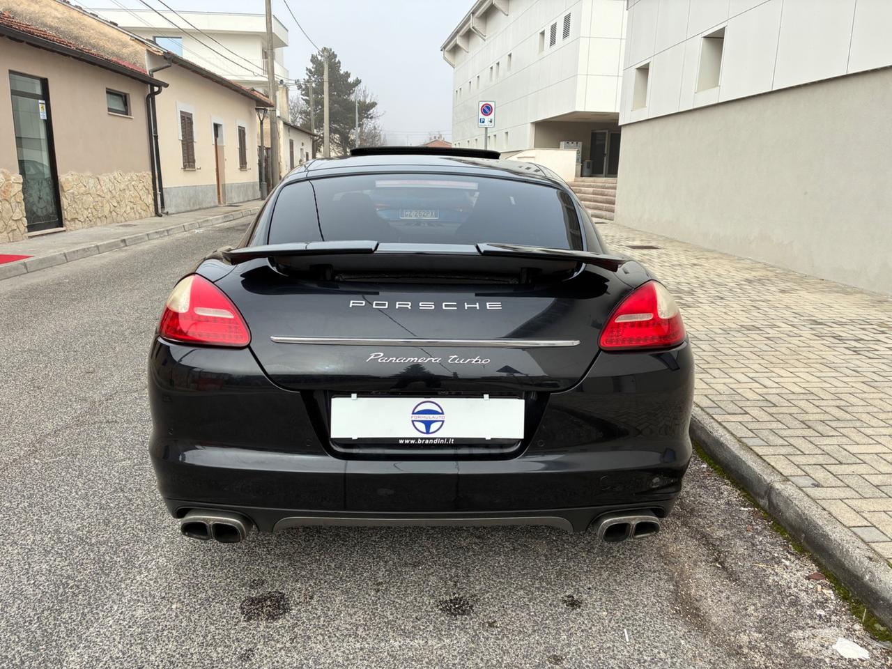 Porsche Panamera 4.8 Turbo