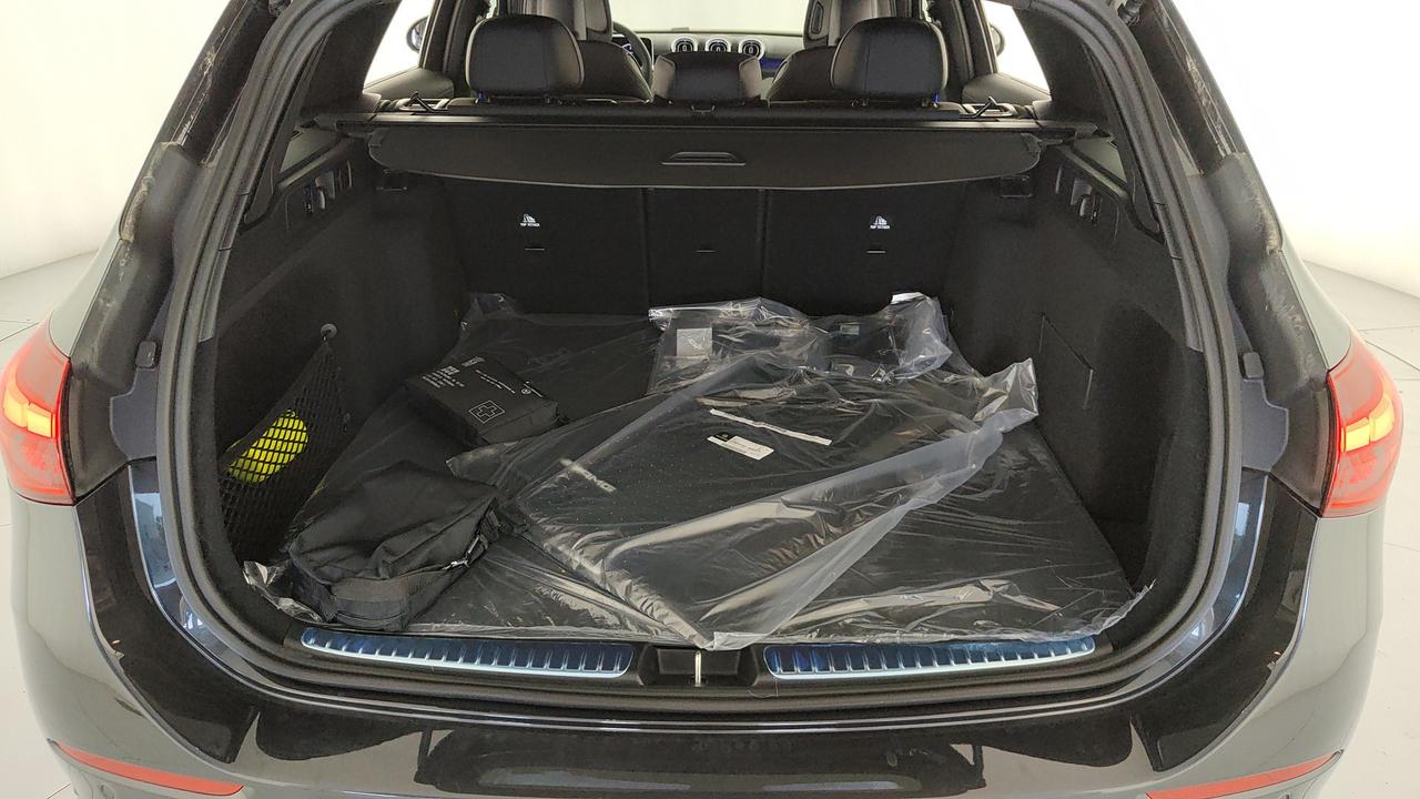 Mercedes-Benz C 220 d 4MATIC Station Wagon Travel Edit