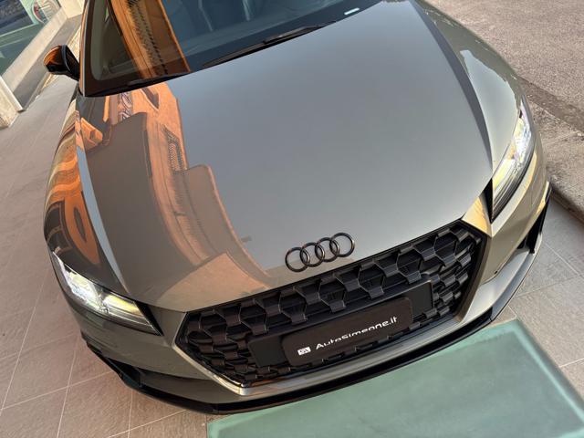 AUDI TT Roadster 40 2.0 TFSI S tronic S line