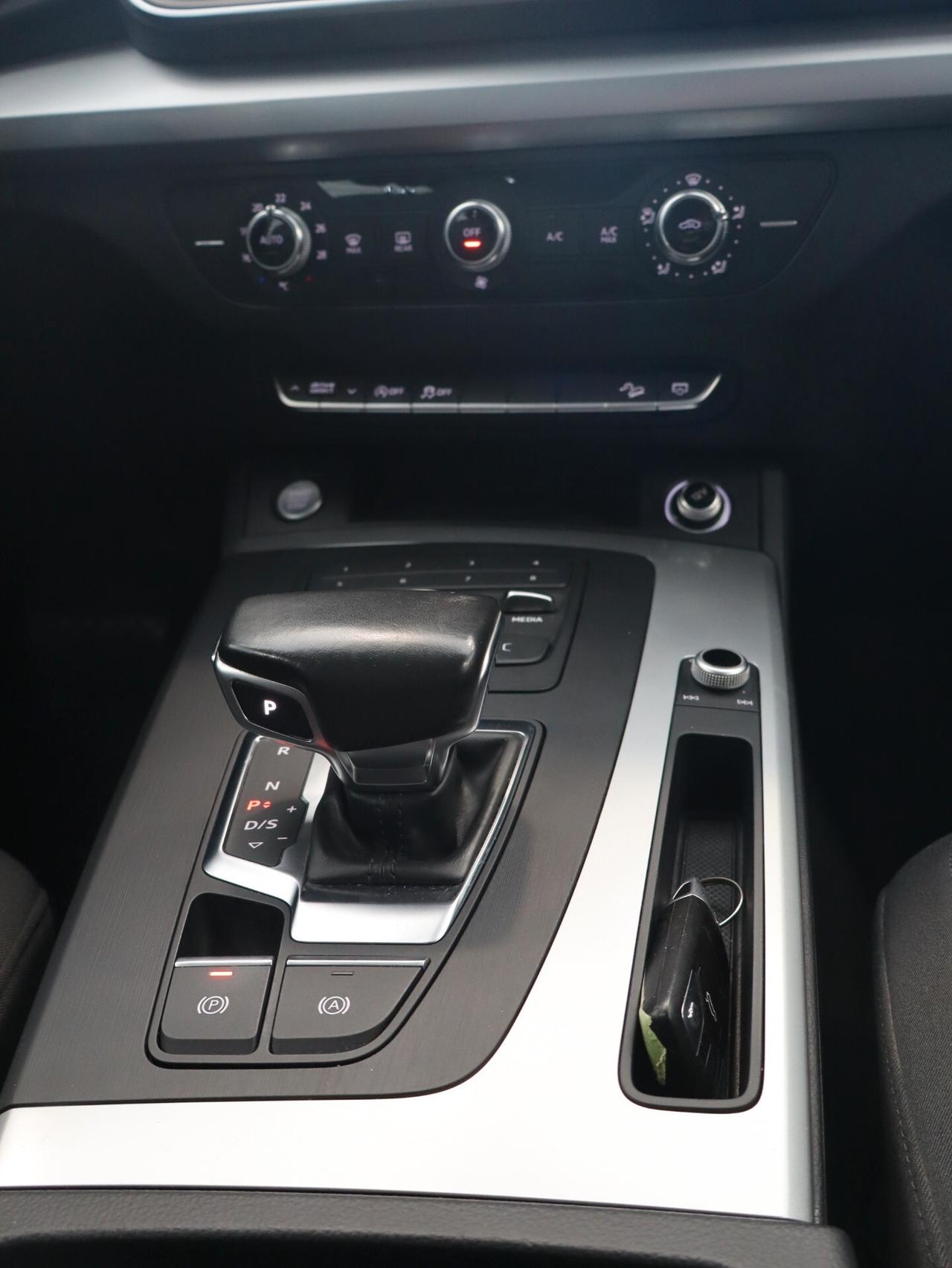Audi Q5 2.0 TDI 190 CV quattro S tronic Business