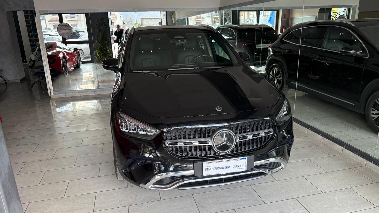 MERCEDES GLA 180 D MOTORE 2.0 116 CV restyling