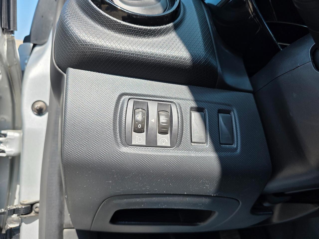 Renault Clio 1.5 dCi NEOPATENTATI