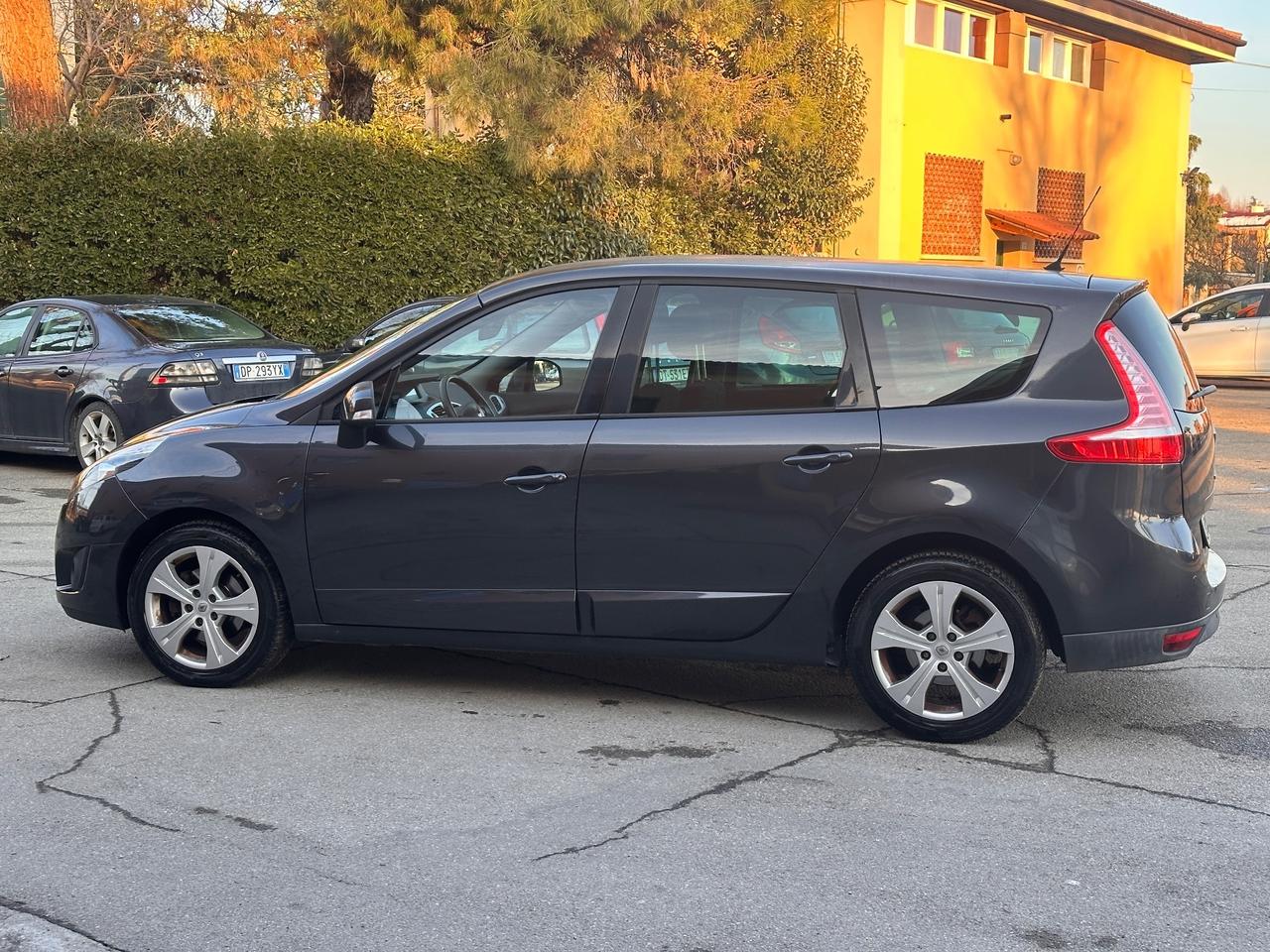 Renault Scenic Scénic 1.5 dCi 110CV Dynamique 7 posti