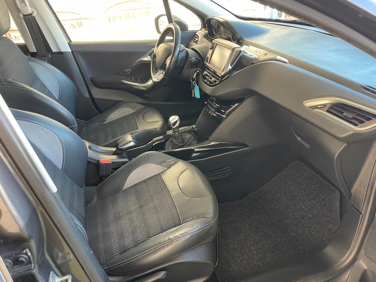 Peugeot 2008 BlueHDi 120 S&S Crossway