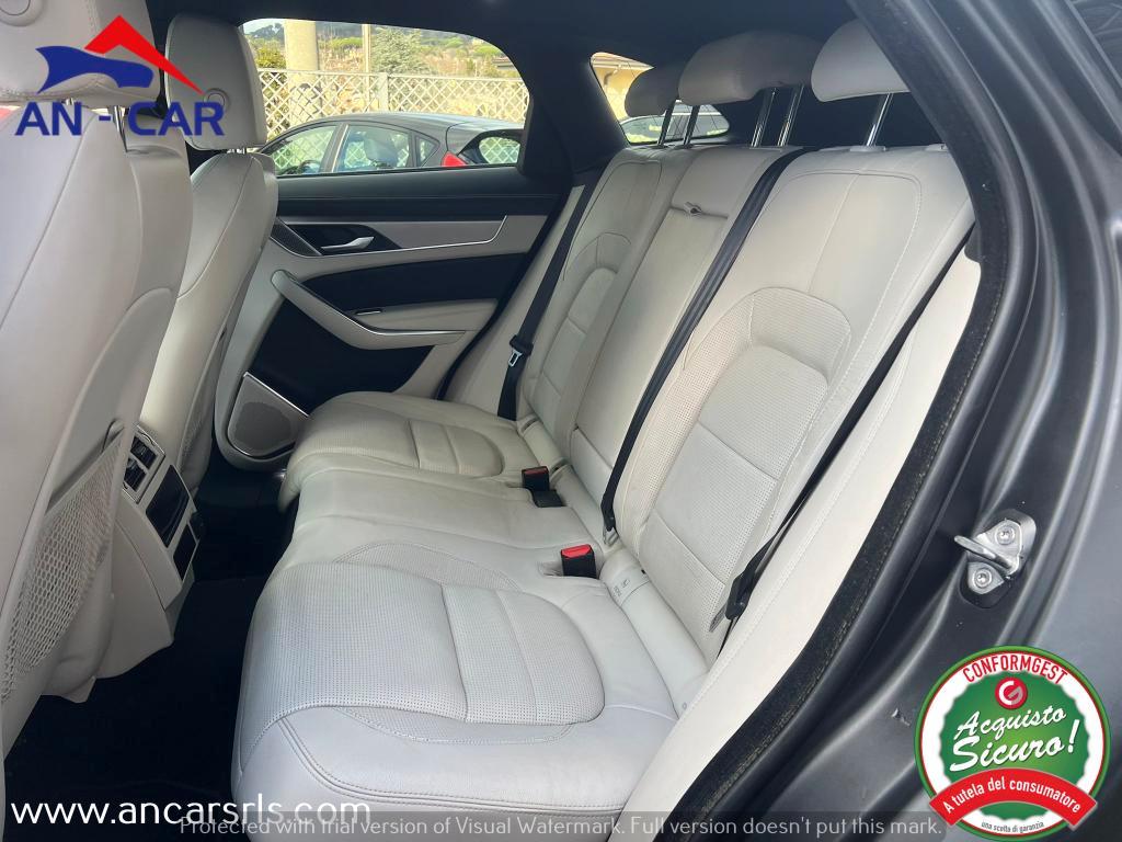 Jaguar F-Pace 2.0d i4 mhev R-Dynamic S awd 204cv auto