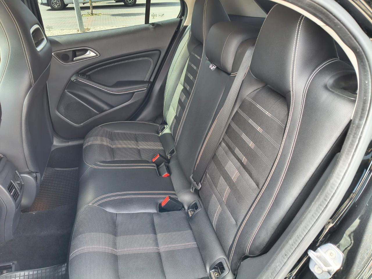 Mercedes-benz GLA 200 d Automatic Sport