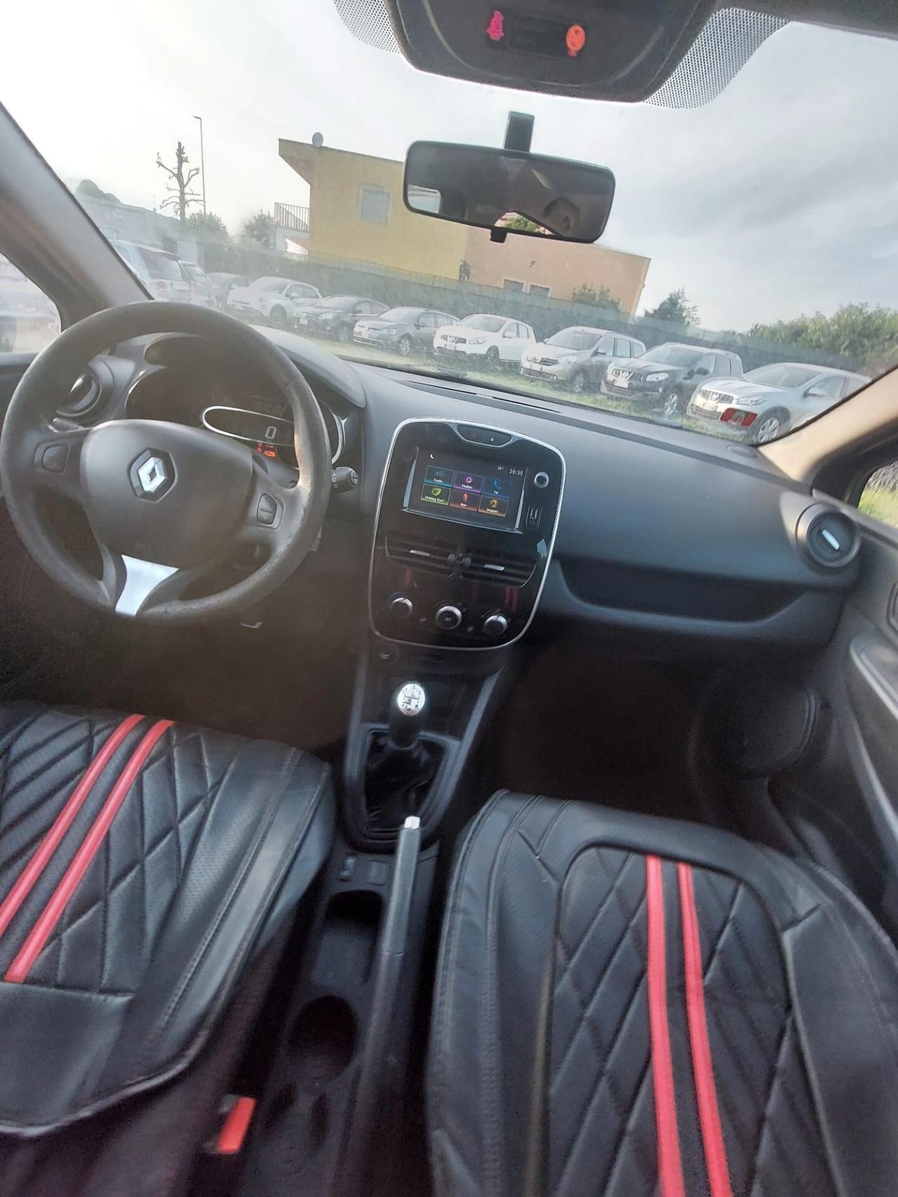 Renault Clio dCi 8V 75 CV Start&Stop 5 porte Energy Duel