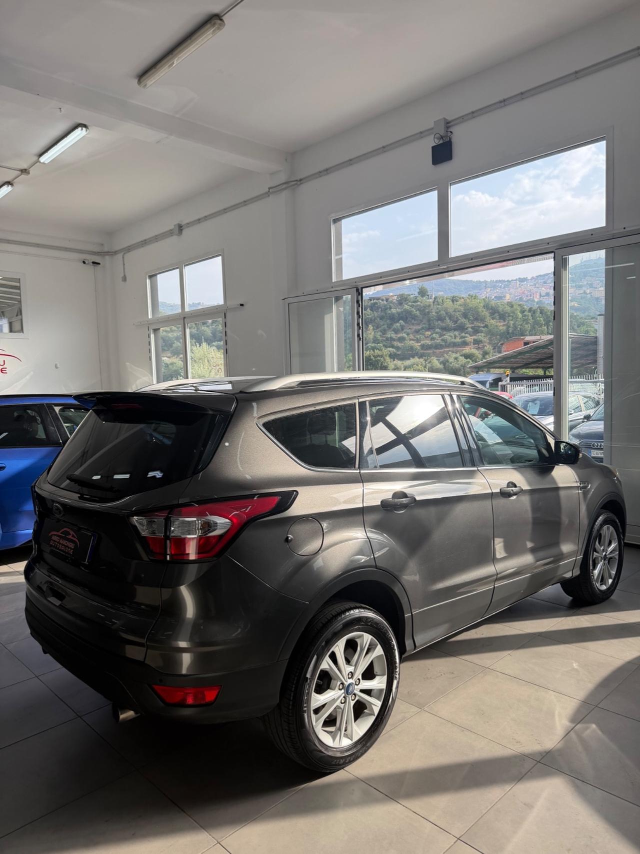 Ford Kuga 1.5 TDCI 120 CV 2WD Titanium FINANZIABILE
