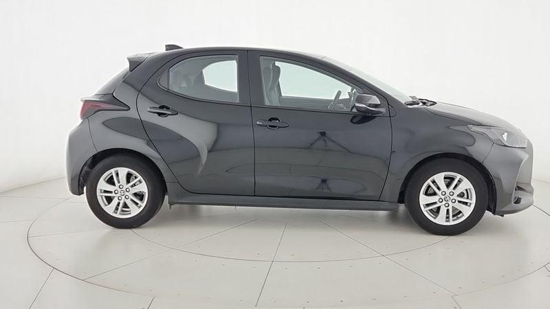 Toyota Yaris 1.5 Hybrid 5 porte Business