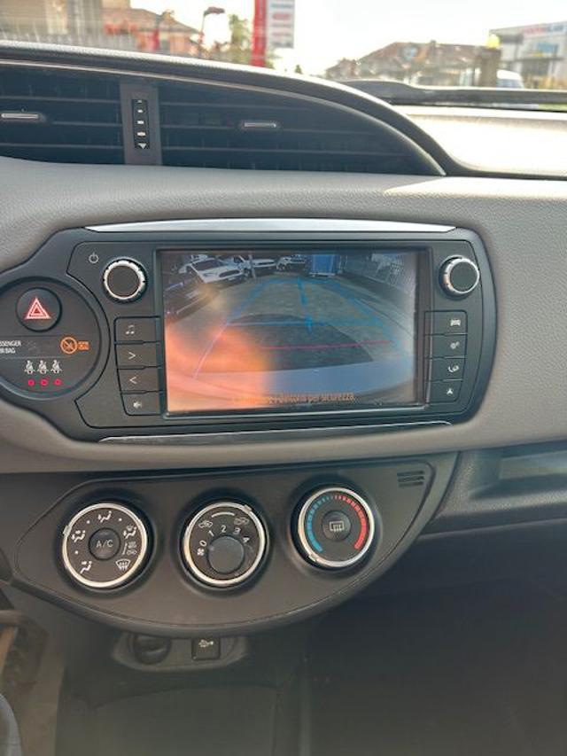 TOYOTA Yaris 1.0 5 porte Active