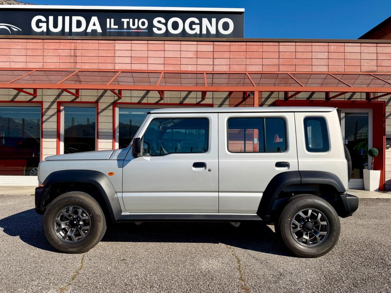 Suzuki Jimny 4x4 - 5 PORTE - 4 POSTI VETTURA !!!