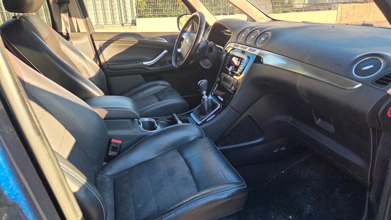 Ford Galaxy 2.0 TDCi 163 CV Titanium 7 Posti