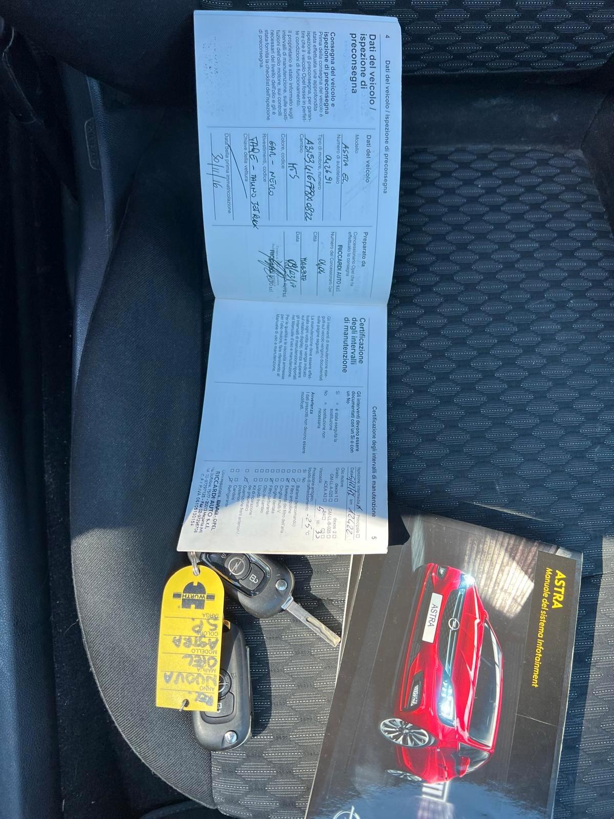 Opel Astra 1.6 CDTi 5 porte