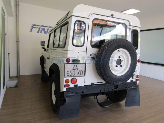 LAND ROVER Defender 90 2.5 Td5 6 POSTI