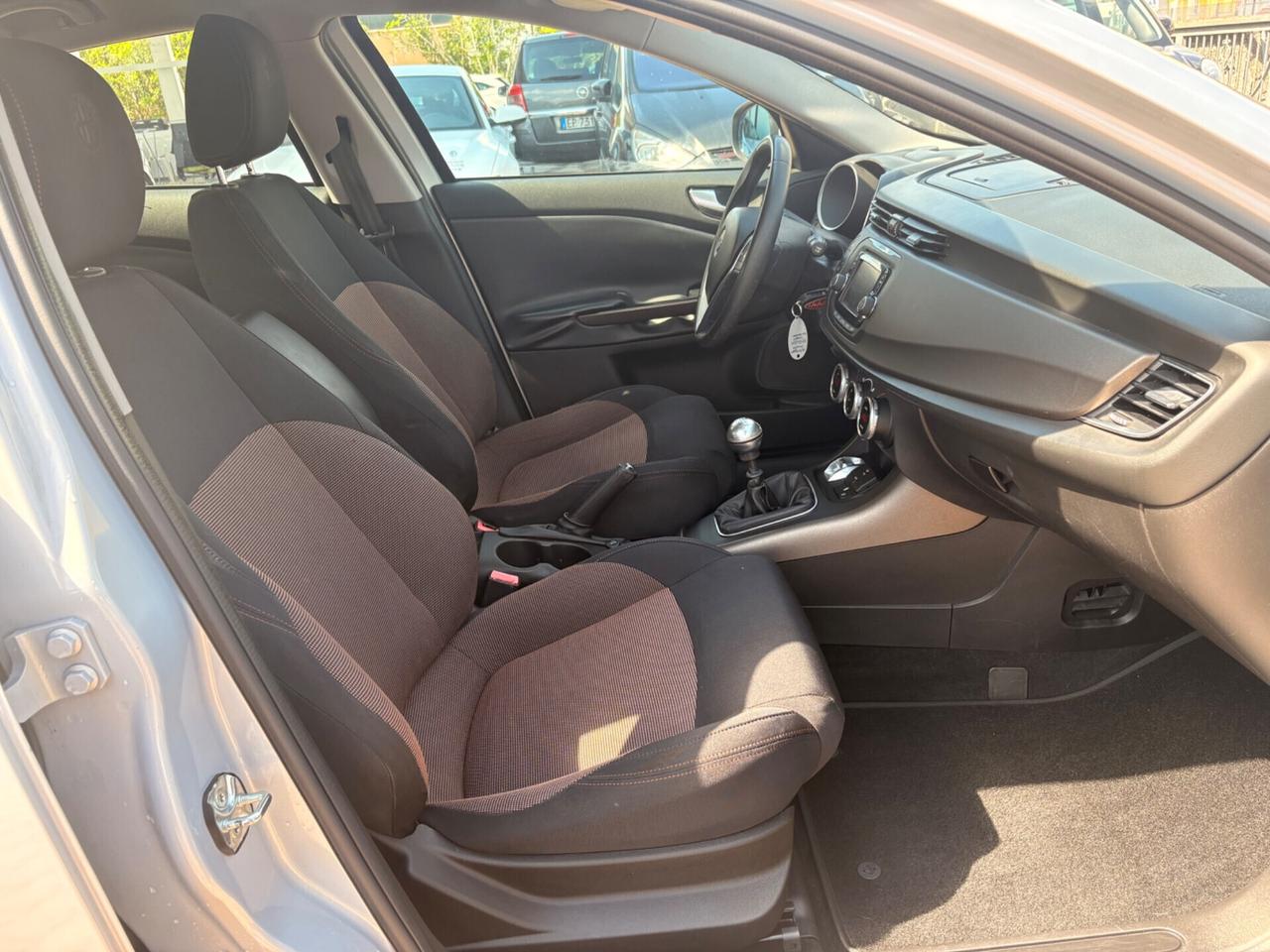Alfa Romeo Giulietta 2.0 JTDm-2 150 CV Distinctive