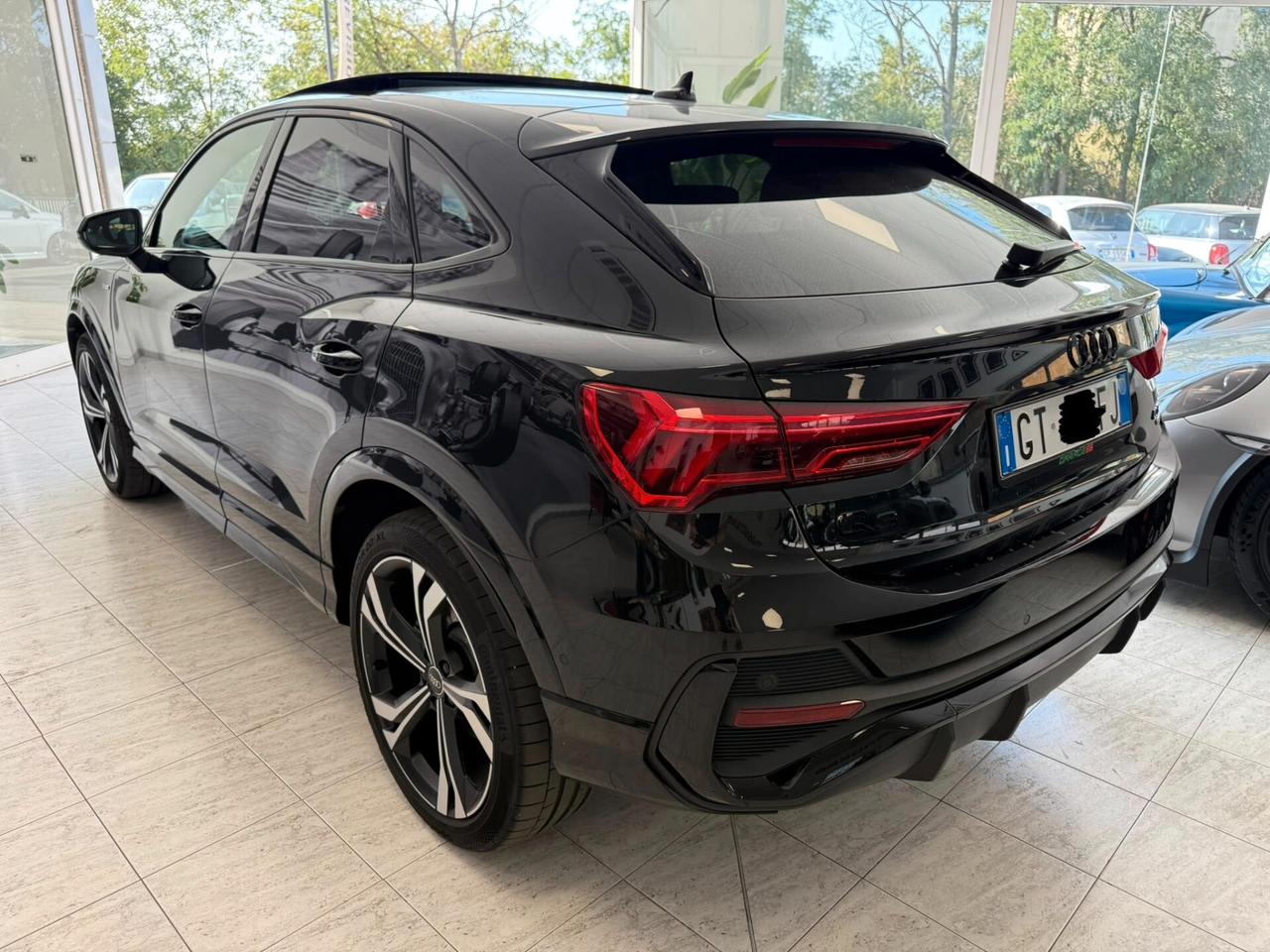 Audi Q3 quattro S tronic Identity Black TETTO FULL
