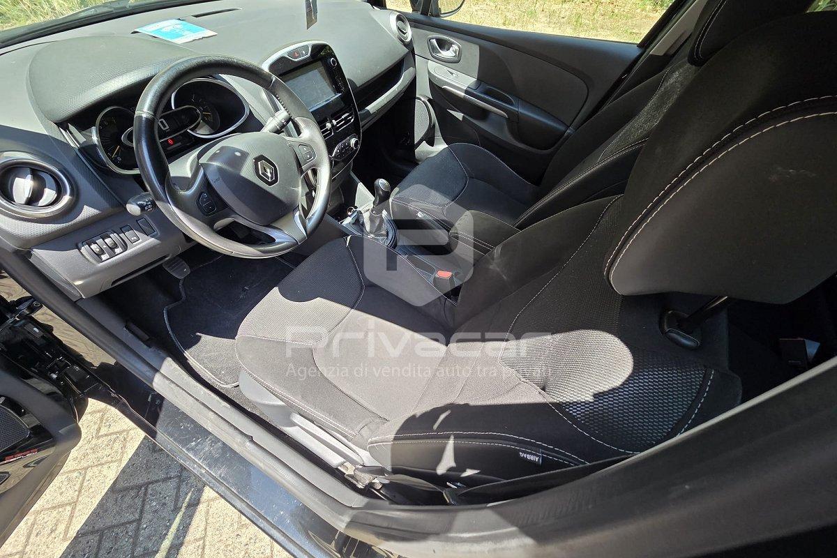 RENAULT Clio 1.2 75CV 5 porte Costume National