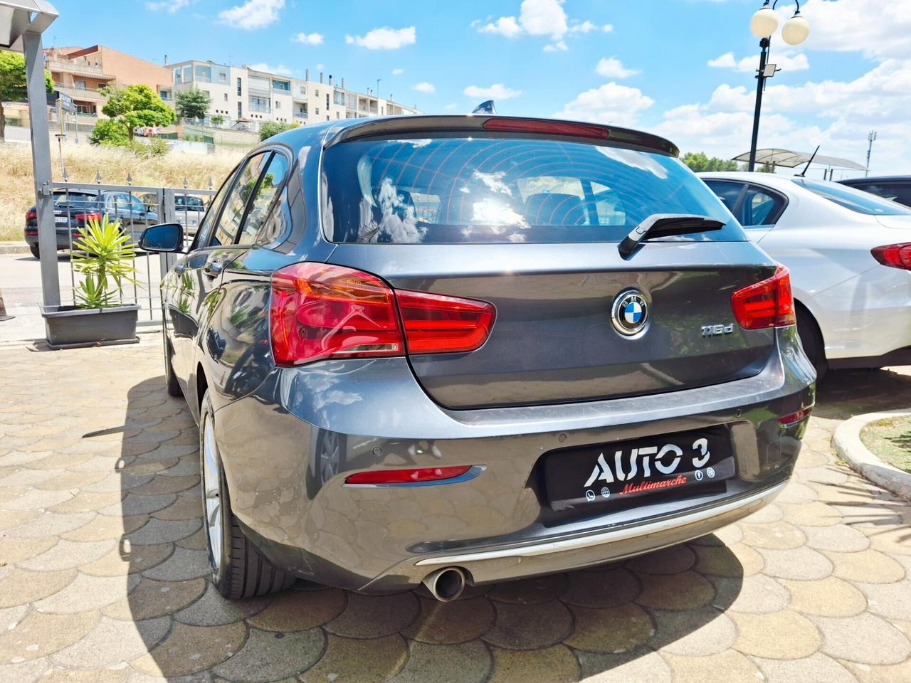 Bmw 116 116d 5p. Urban "IDEALE PER NEOPATENTATI!