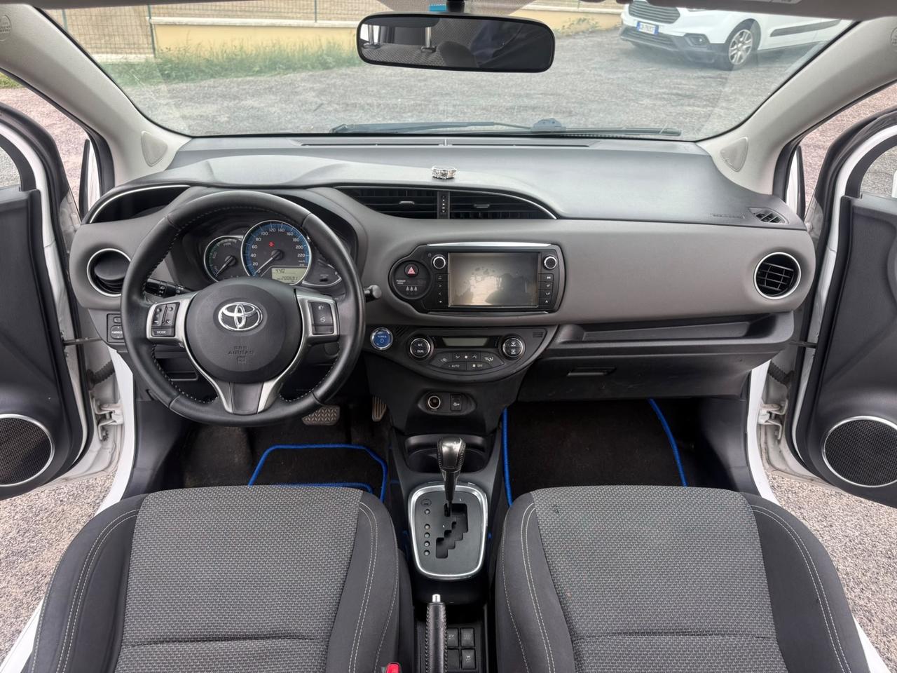 Toyota Yaris 1.5 Hybrid 5 porte Cool