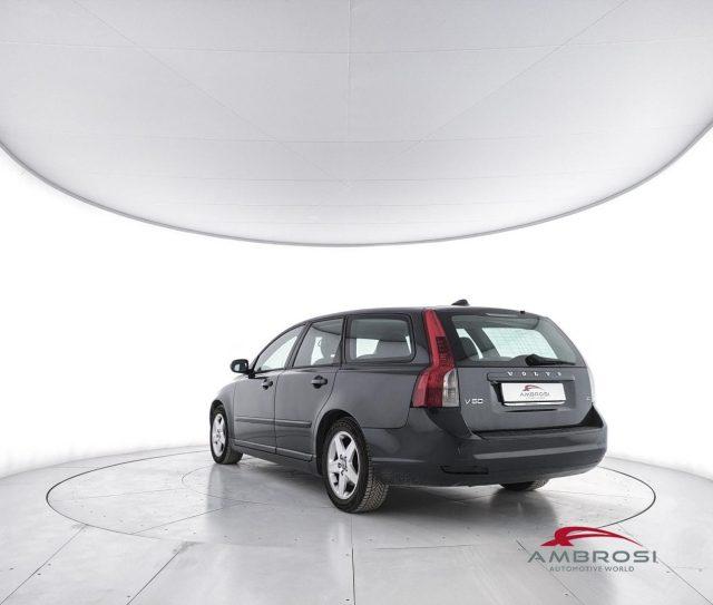 VOLVO V50 2.0i 16V cat Momentum - PER OPERATORI DEL SETTORE