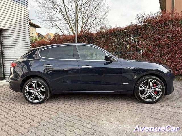 MASERATI Levante GRANSPORT TELECAMERA CERCHI 21'' IVA ESPOSTA