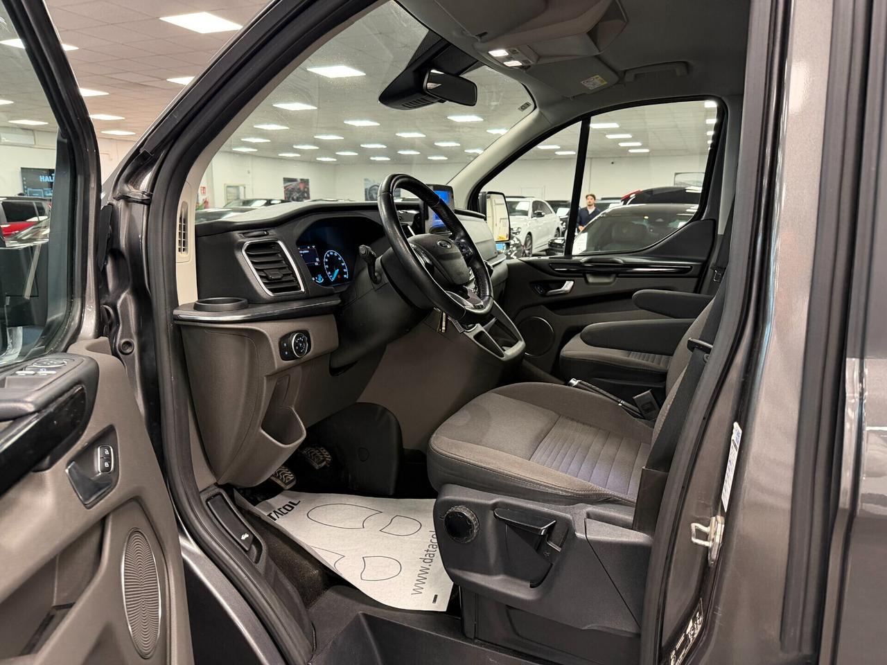 Ford Tourneo Custom 320 2.0 EcoBlue 185CV MHEV PC Titanium