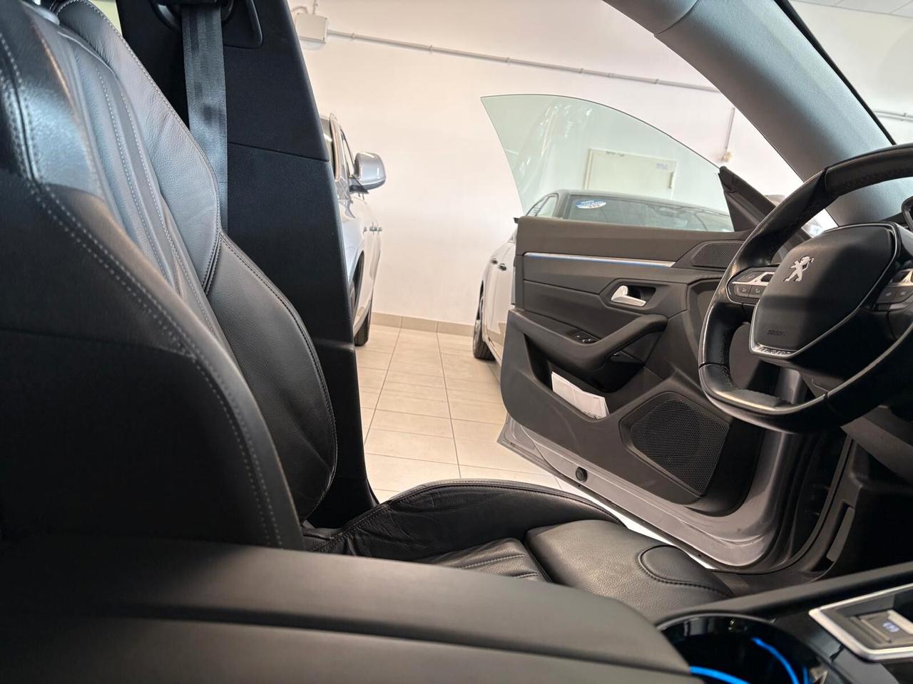 Peugeot 508 SW ALLURE BlueHDi 160 EAT8 SPOTICAR