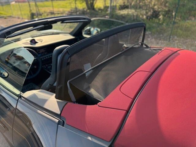 Porsche 911 Carrera Cabriolet