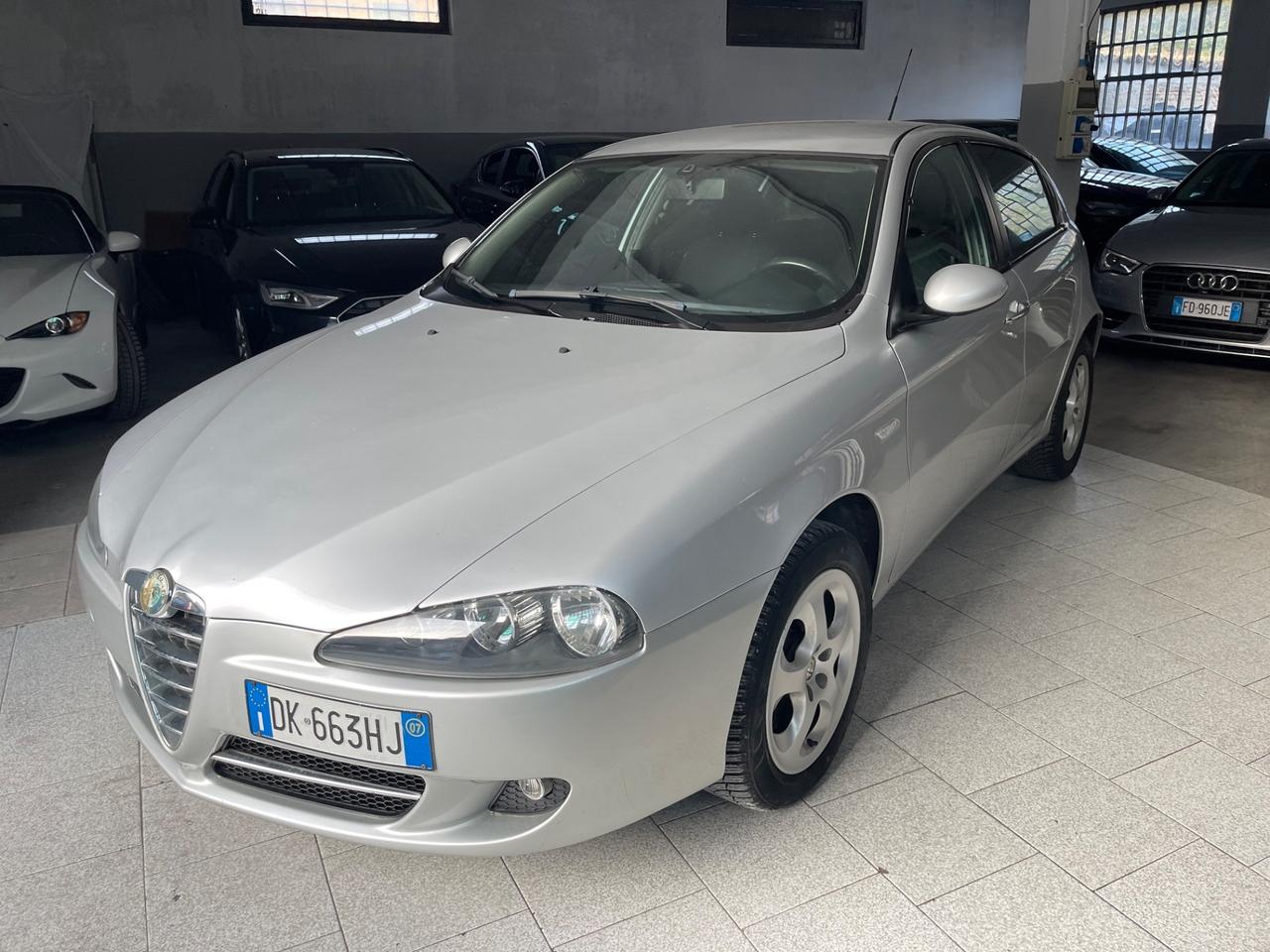 Alfa Romeo 147 1.9 JTD (120) 5 porte Murphy&Nye