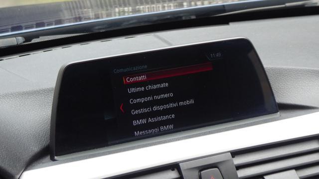 BMW 320 d xDrive Touring Business Advantage