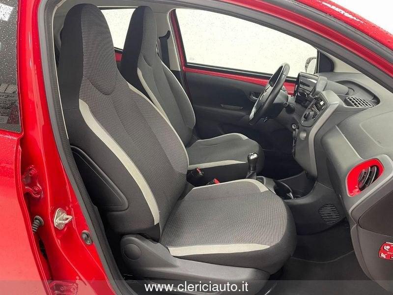 Toyota Aygo Connect 1.0 VVT-i 72 CV 5 porte x-play