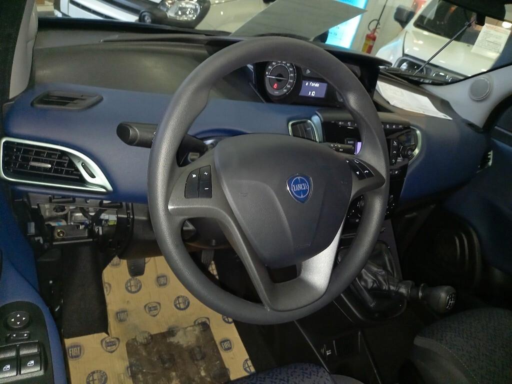 Lancia Ypsilon 1.0 FireFly 5 porte S&S Hybrid Oro