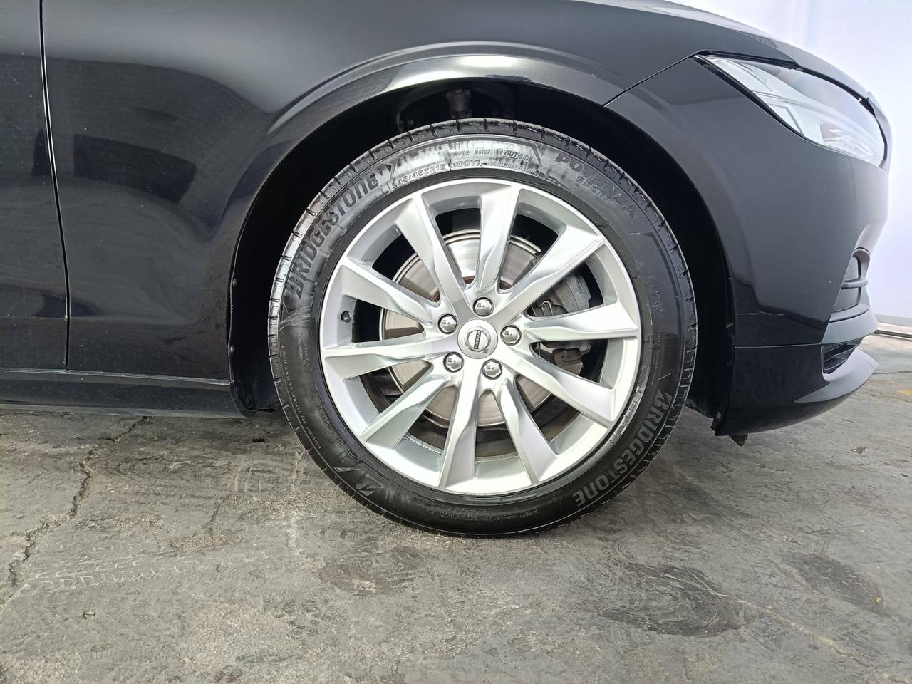 VOLVO V90 2.0 D4 Momentum Business Pro awd geartronic