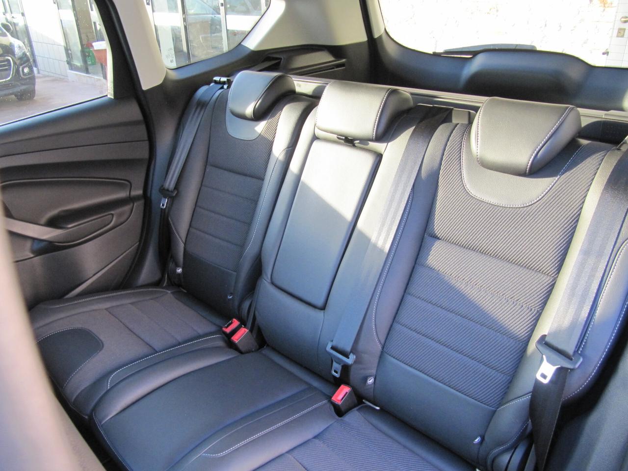 Ford Kuga 2.0 TDCI 120 CV S&S 2WD Titanium