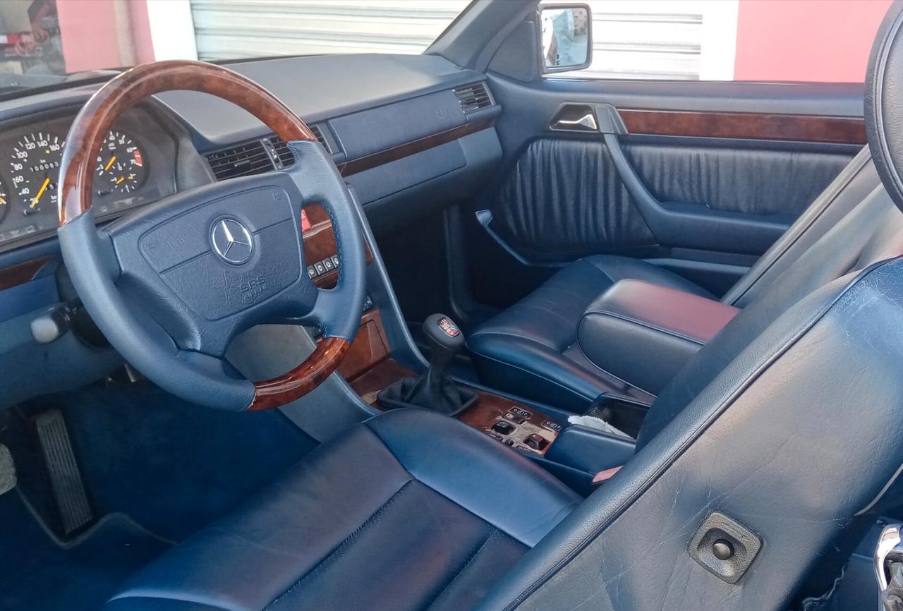Mercedes-benz E 200 Cabriolet-1995